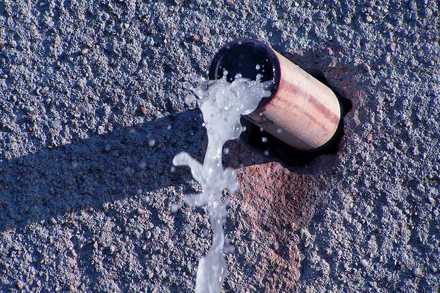 Overflowing Pipe Overflowing Pipe